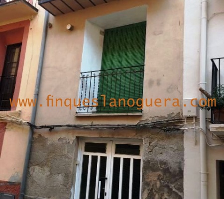 Carrer Major,2 Rooms Rooms,1 BañoBathrooms,Casa,Carrer Major,1018