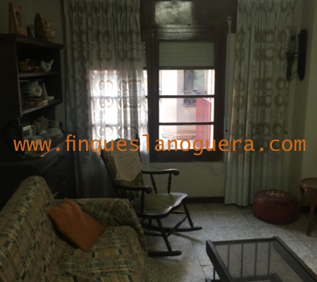 Calle Major,5 Rooms Rooms,2 BathroomsBathrooms,Casa,Calle Major,1118