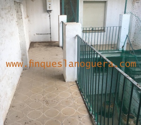 Calle Major,5 Rooms Rooms,2 BathroomsBathrooms,Casa,Calle Major,1118